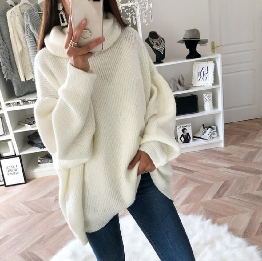 Women's turtleneck sweater for an elegant look