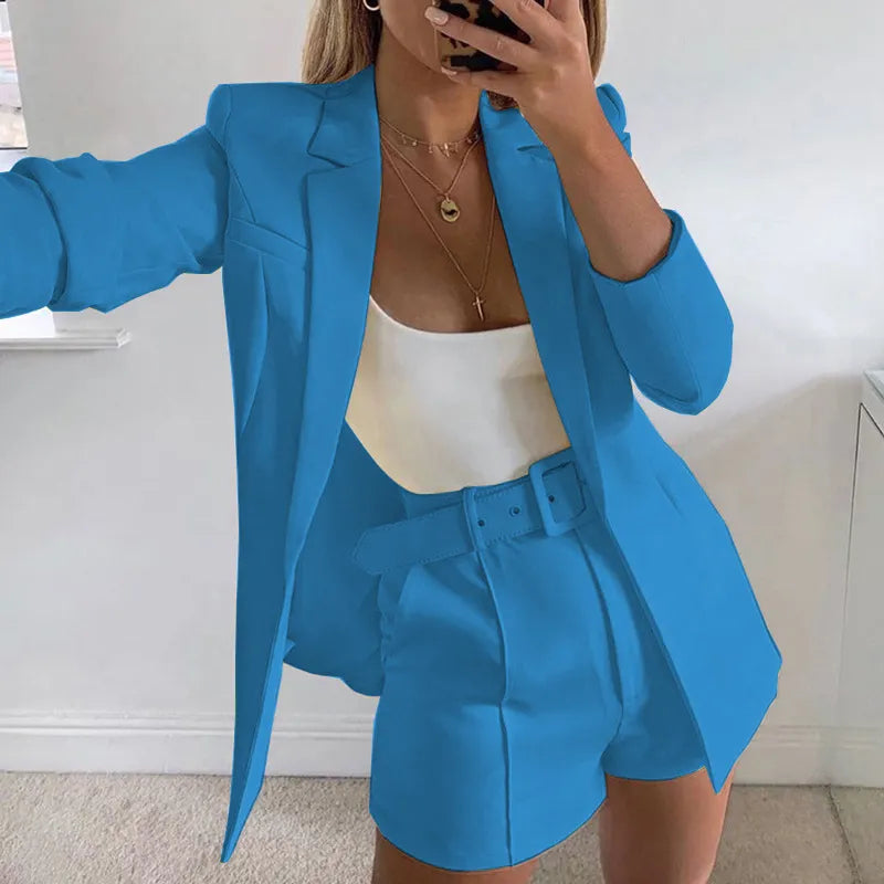 Marga - Elegant linen blazer and shorts set for women