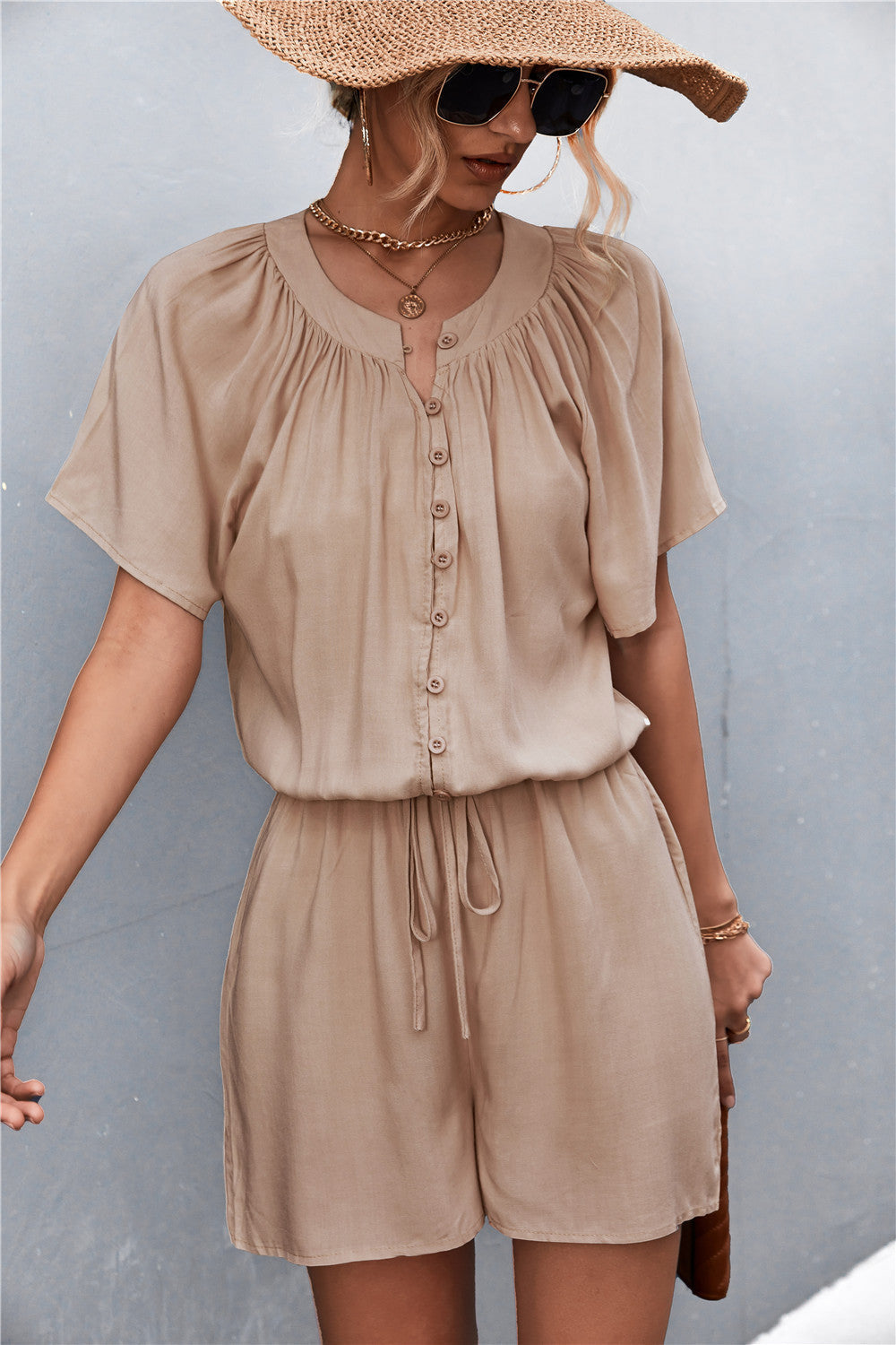 Ada - Jumpsuit with buttoned gathering detail