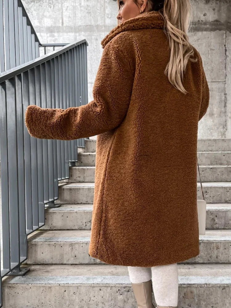 Women's Long-Sleeved Lapel Coat – Warm Style and Comfort