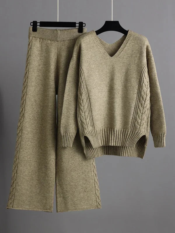 Elegant two-piece set: long-sleeved sweater and pants