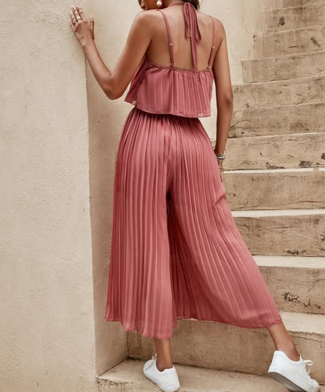 Loose summer set with thin strap top and long pleated skirt