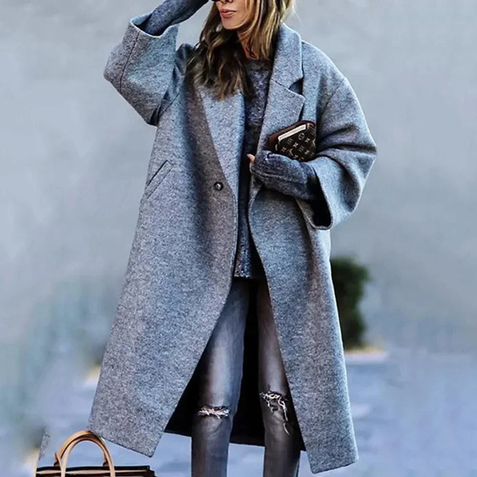 Long Winter Coat with Lapel in Synthetic Fabric - Elegant Garment for the Cold