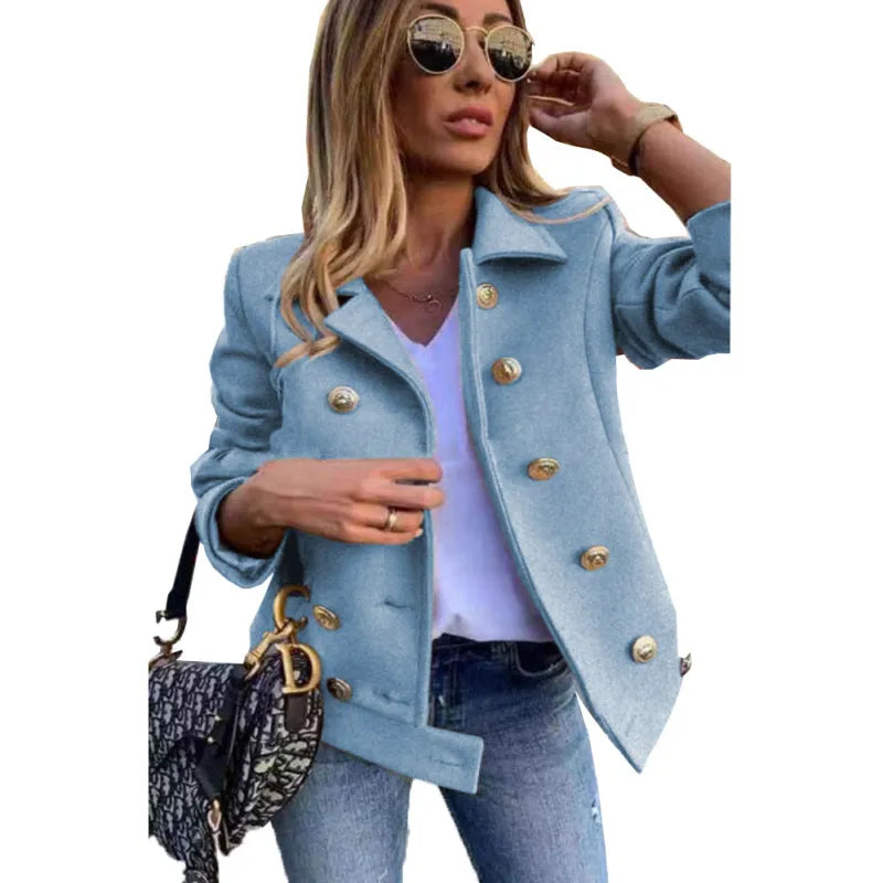 Elegant long jacket with button closure