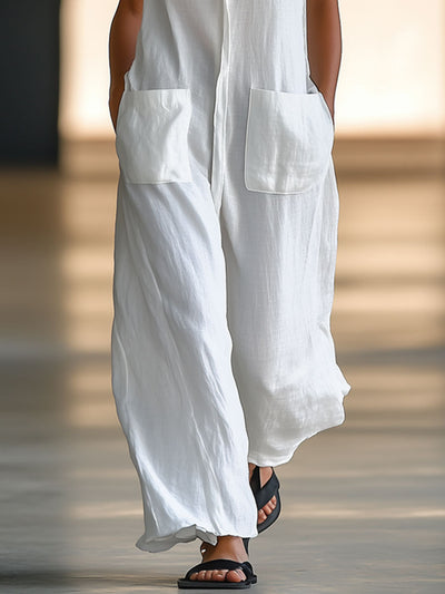 Retro style sleeveless casual jumpsuit with wide leg and loose fit