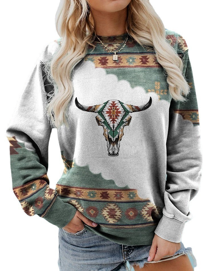 Spectacular and modern sweater with a bright print