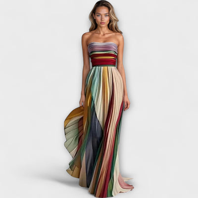 Elegant strapless pleated long dress with gradient design