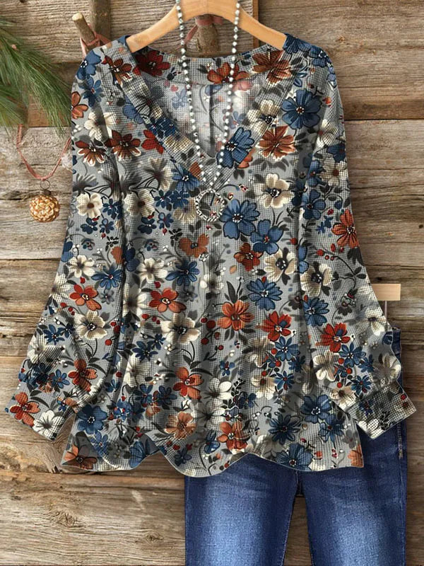 Elegant long-sleeved V-neck shirt