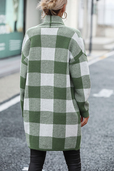Plaid raglan cardigan: comfort and style with pockets