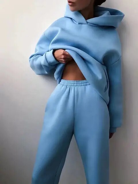Women's hoodie and jogging pants set