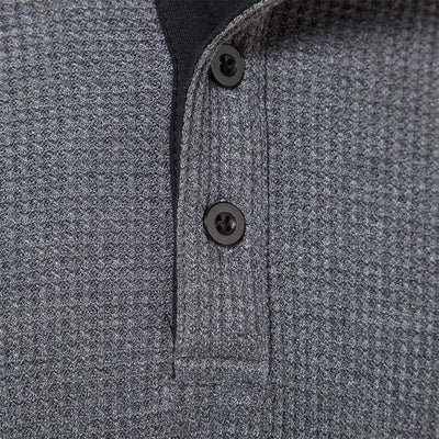 Men's T-shirt with mid-chest button closure and long sleeves for a modern style