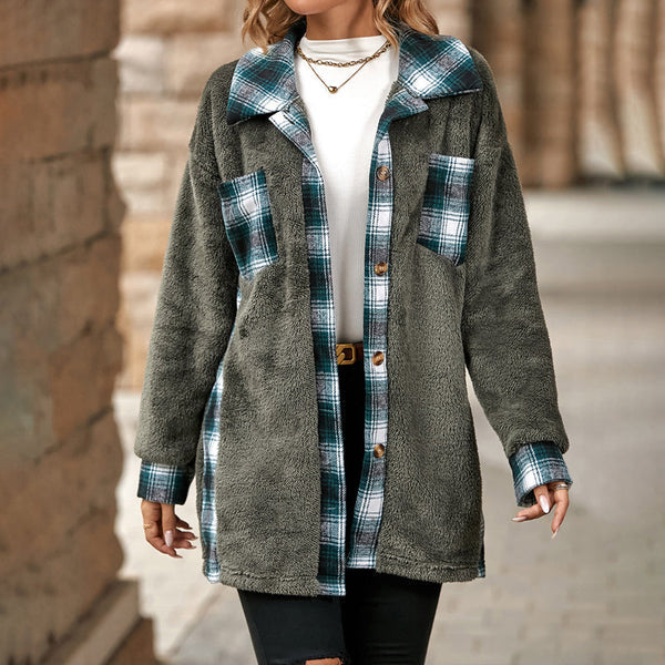 Elegant women's plaid coat: ideal for cold days