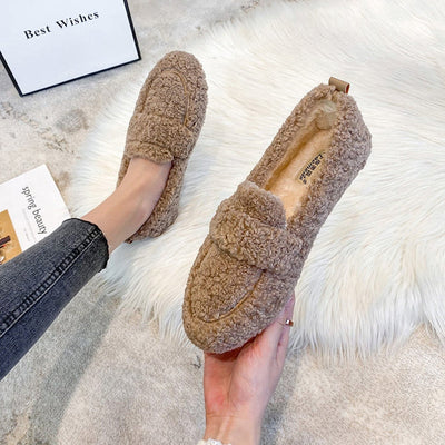 Comfortable and elegant shoes for women