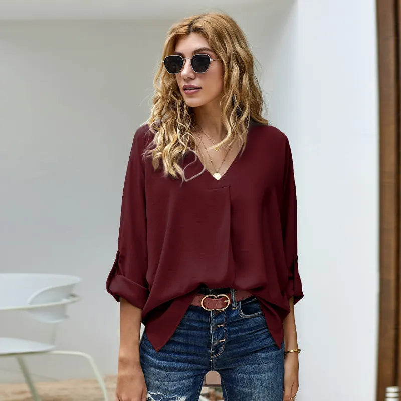 Relaxed and versatile blouse: timeless style and comfort