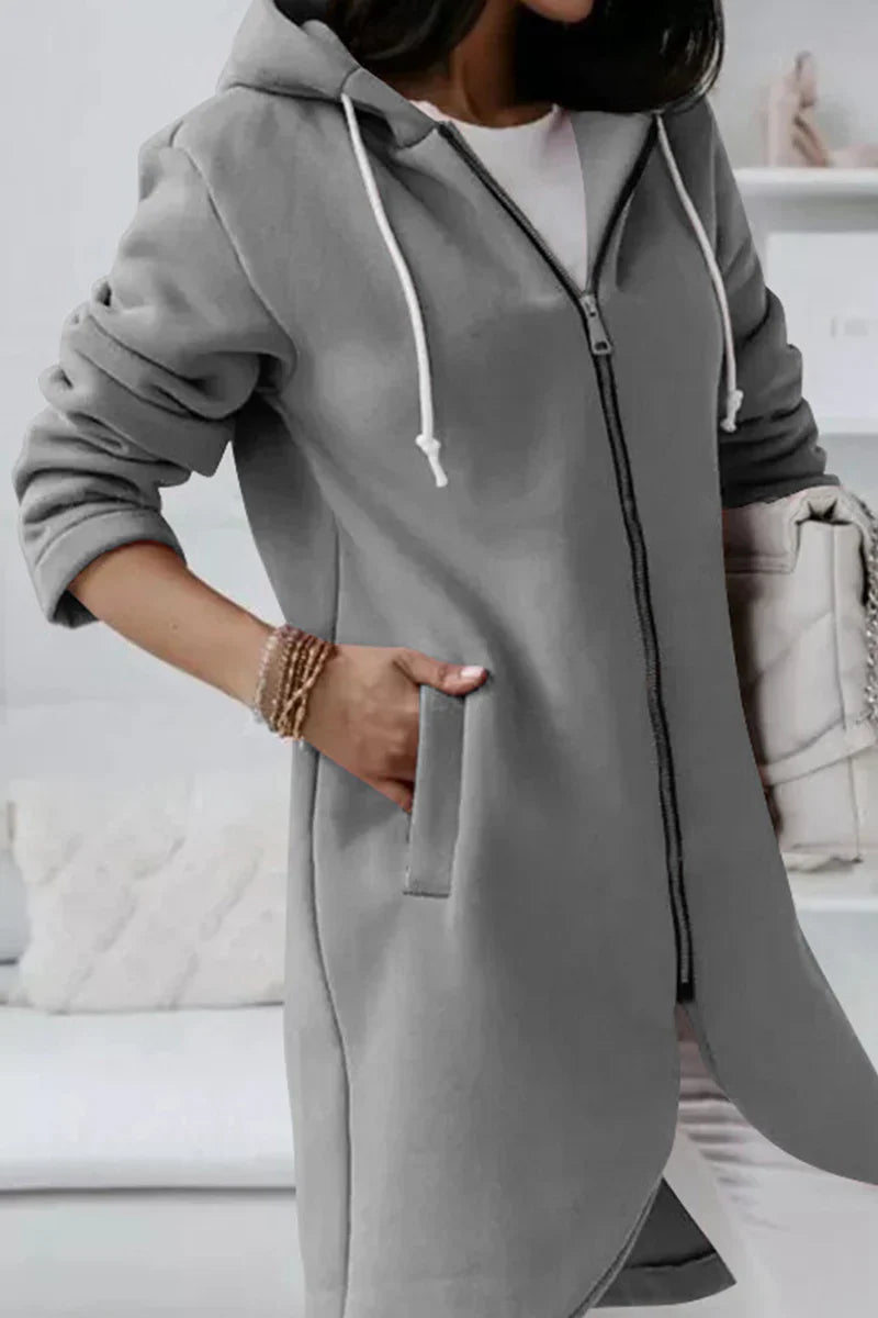 Ultra-modern jacket with hood and drawstrings