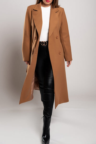 Elegant women's long coat with button closure and sophisticated design