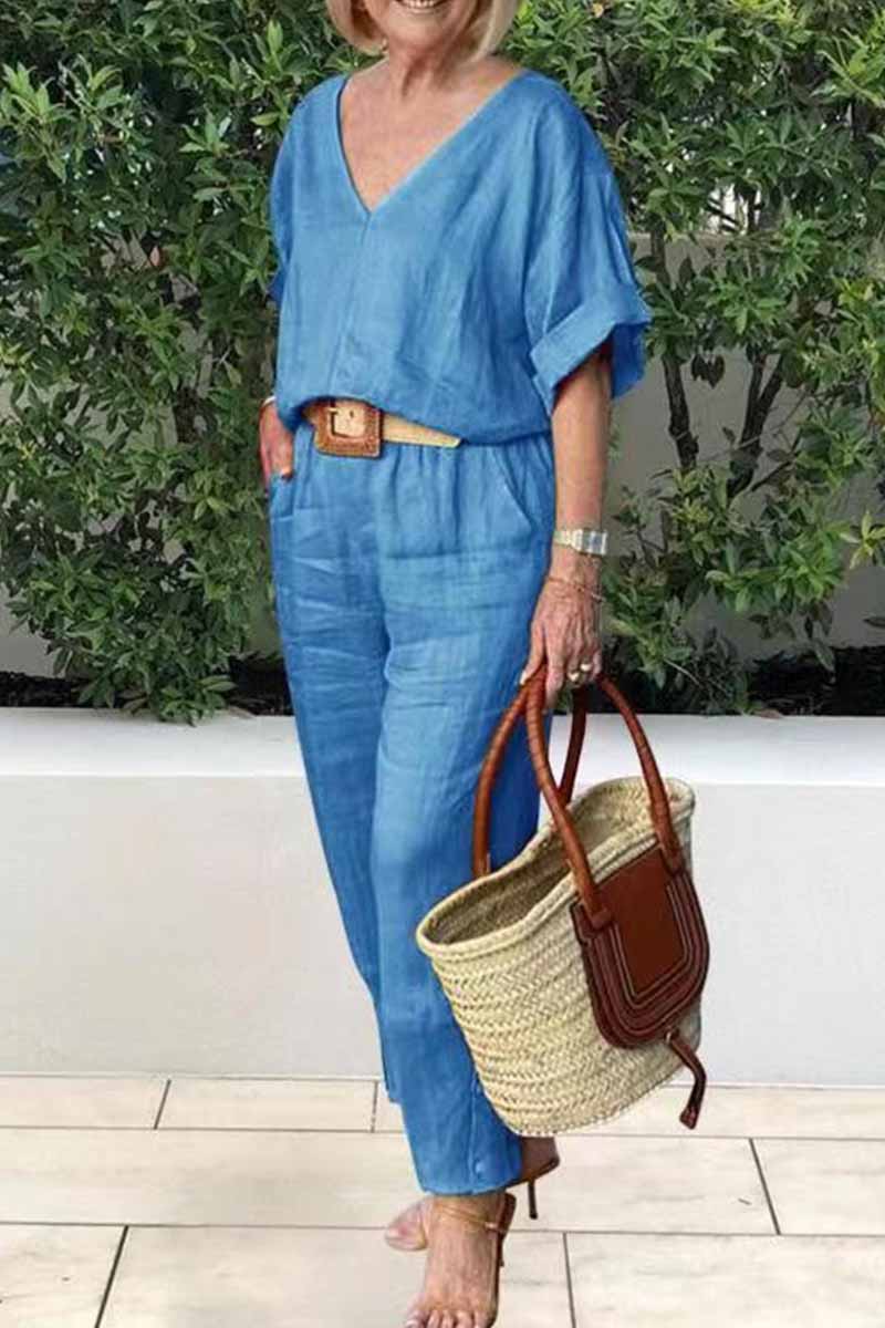 Gisela - Casual and Elegant V-Neck Suit