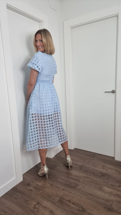 Gina - Midi dress with puff sleeves