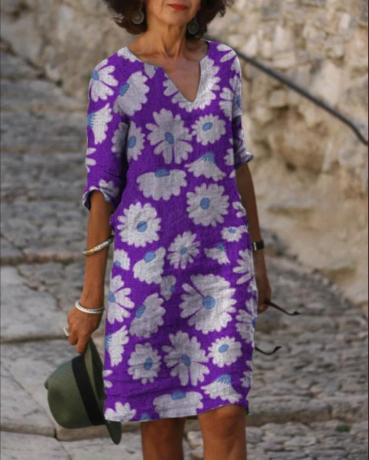 Antonia - Vintage midi dress with V-neckline and half-sleeves
