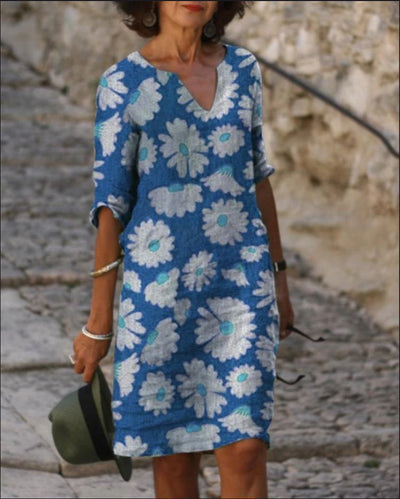 Antonia - Vintage midi dress with V-neckline and half-sleeves