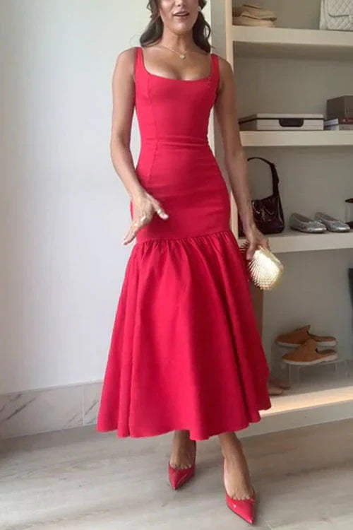 Andrea - Sleeveless U-Neck Bodycon Midi Dress