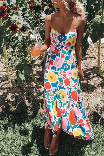 Viktoria - Floral Print V-Neck Spaghetti Strap Dress