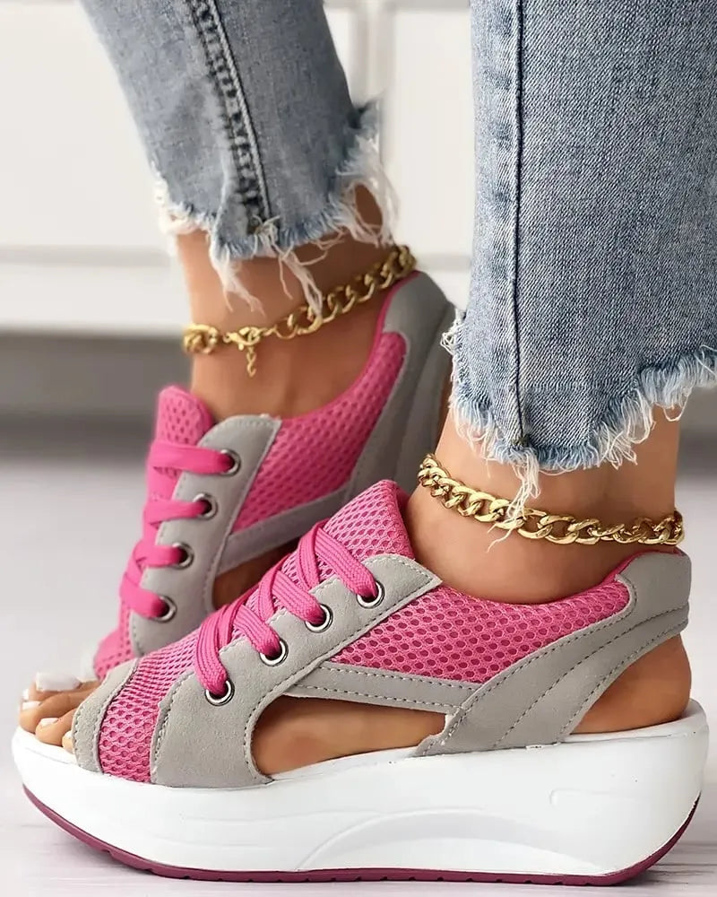 Helmi - Comfortable and lightweight sandals