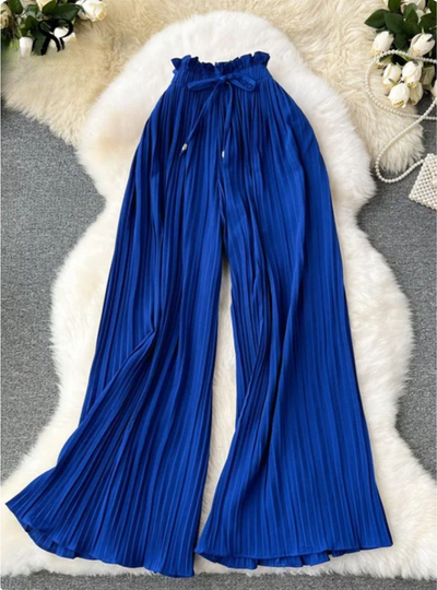 Modern wide pleated pants for women with elegant style
