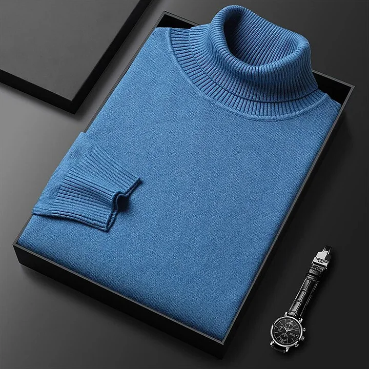 Fitted turtleneck sweater for autumn and winter