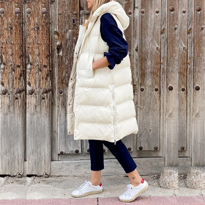 Stylish and eye-catching hooded jacket