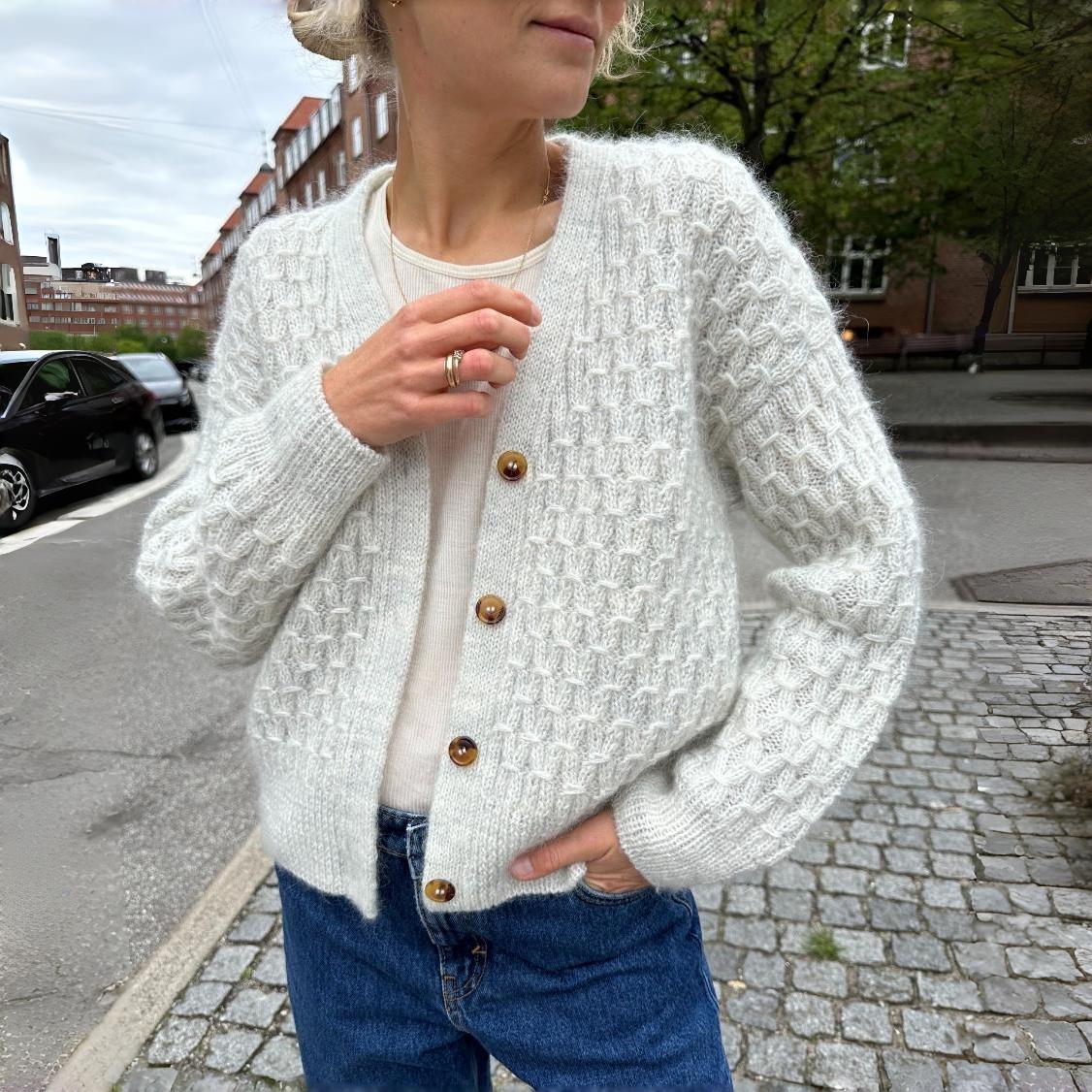 Cozy solid color button down V-neck long sleeve jacket