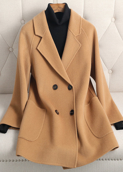 Loose-fitting notched button-down coat for fall