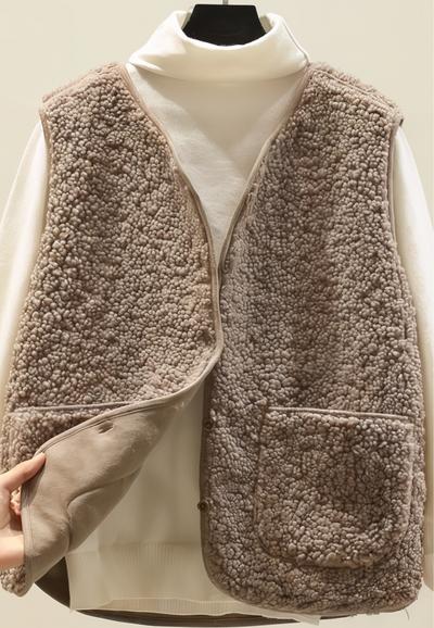 Cozy and warm women's vest ideal for cold days
