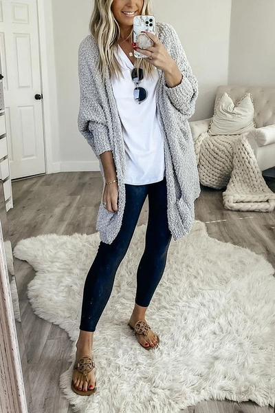 Lightweight cardigan with puppet sleeves for everyday style