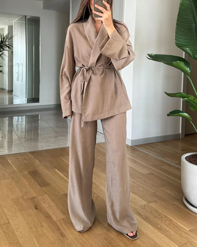 Casual two-piece set with solid color lapel top and pants