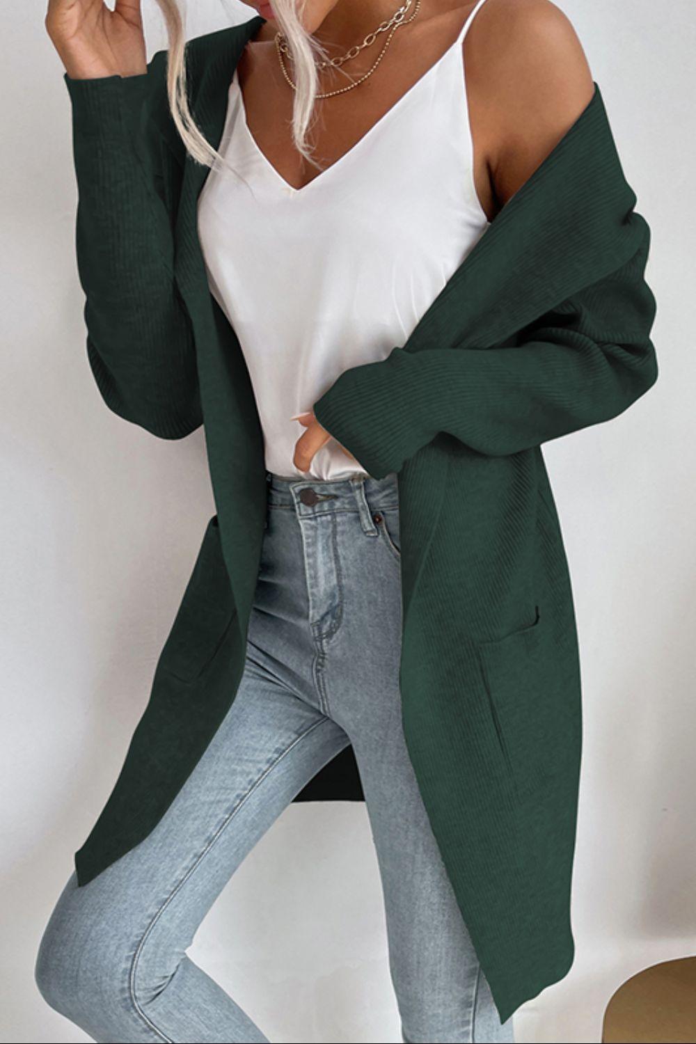 Open Front Hooded Cardigan with Pockets in a Ribbed Finish – A Cozy Fall Essential