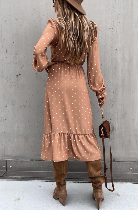 Nisha midi dress with buttons and slit