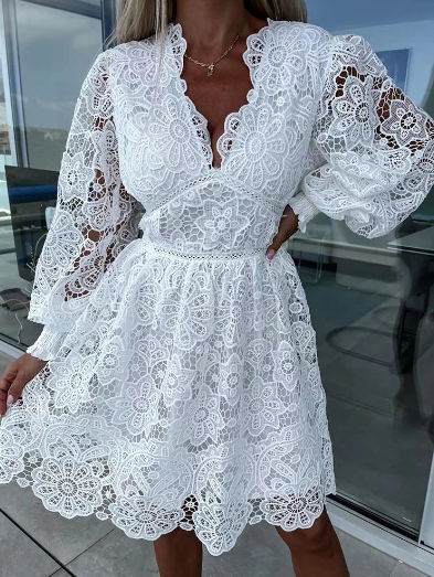 Linda - Elegant Dress