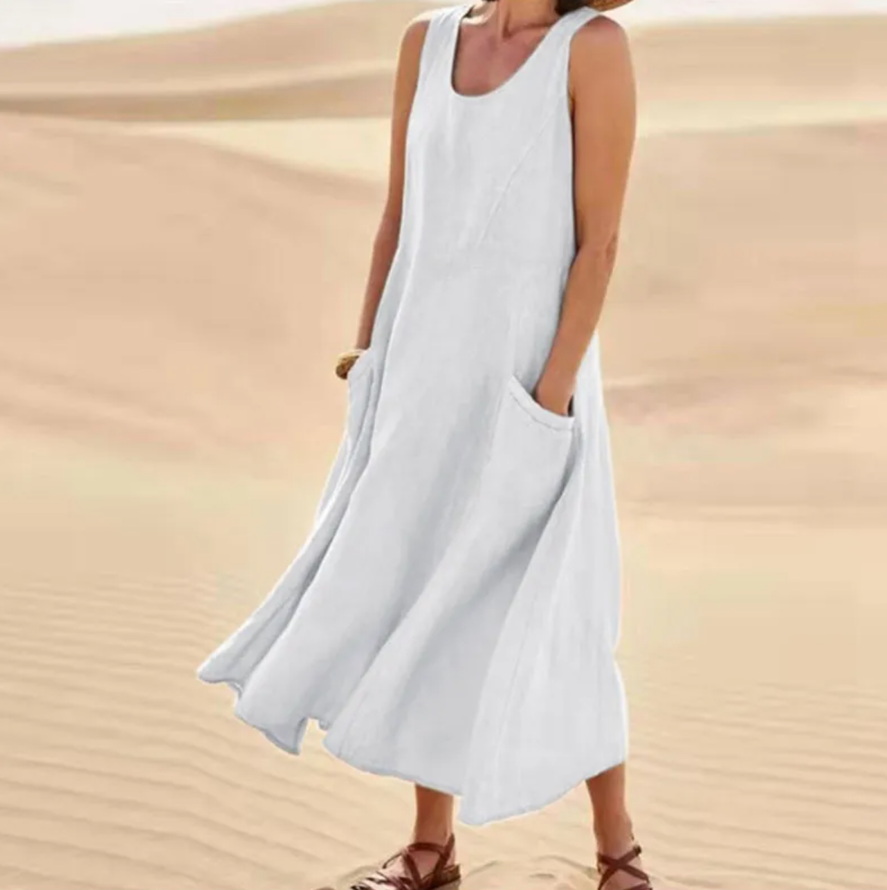 Lena - Loose sleeveless dress with pockets