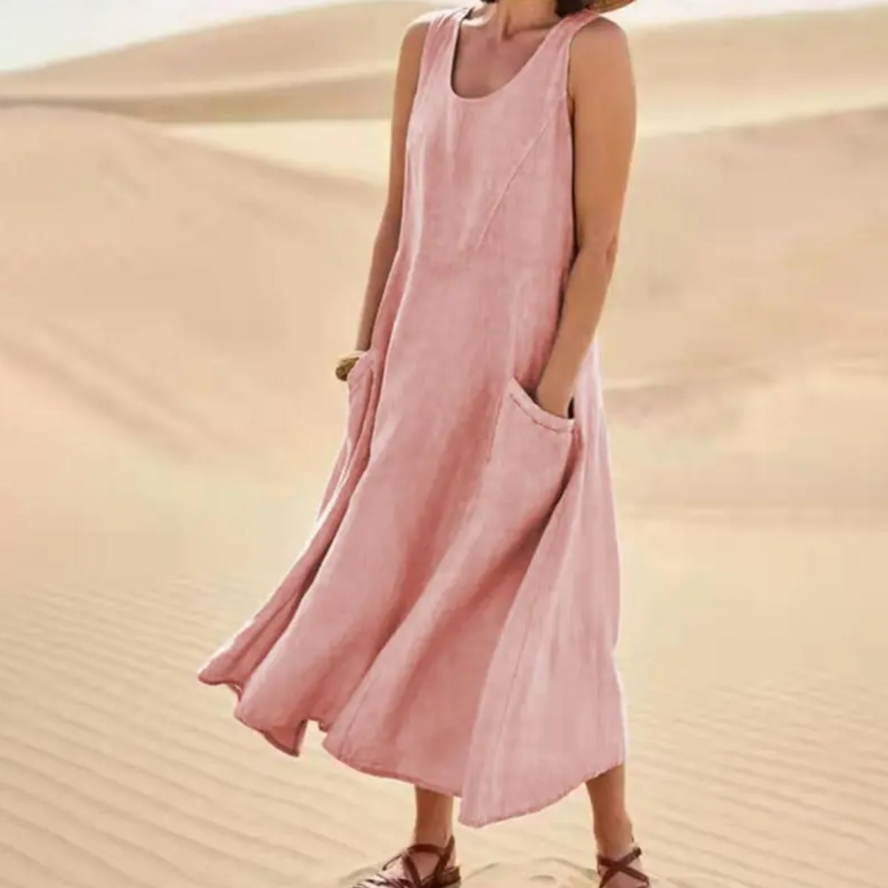 Lena - Loose sleeveless dress with pockets