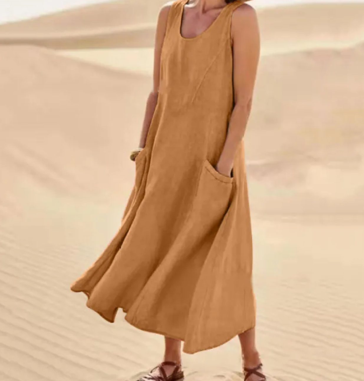 Lena - Loose sleeveless dress with pockets