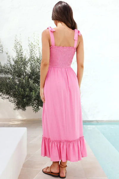 Maria - Sleeveless dress with ruffles and gathered neckline