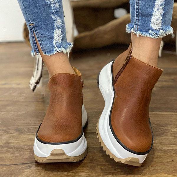 Thick-soled boots with side zipper for autumn and winter - warm and elegant footwear