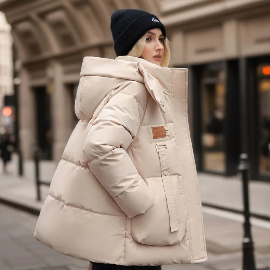 Women's winter jacket with a modern and comfortable design