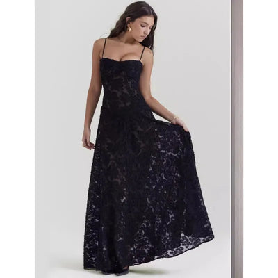 Eliana - Comfortable sleeveless lace dress with square neckline