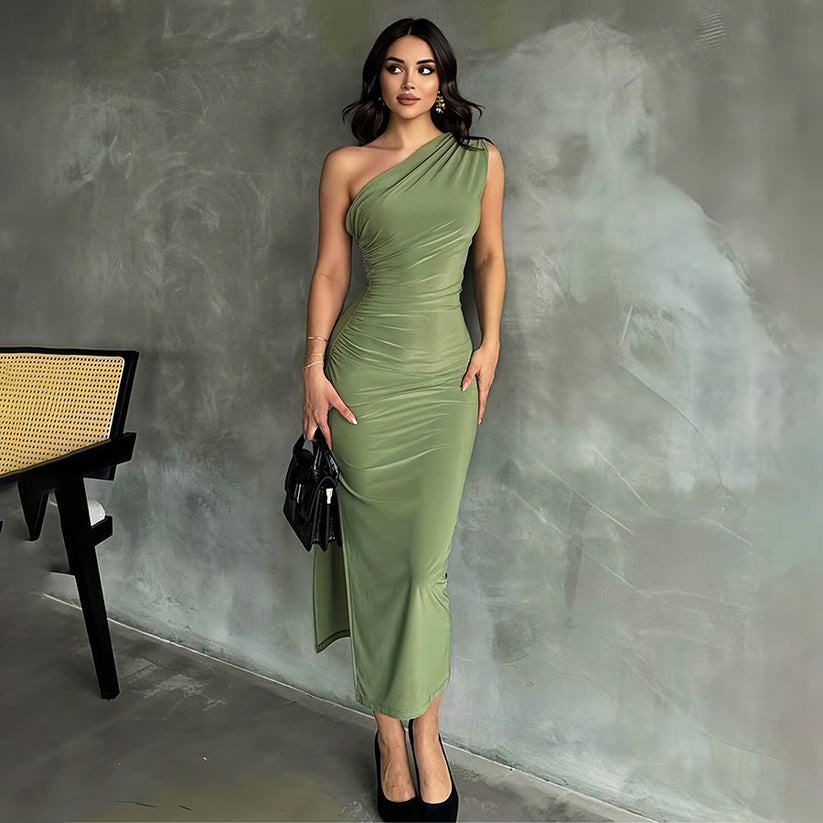 Elegant one-shoulder maxi dress with sophisticated design