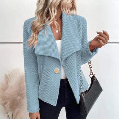 Comfort and style: the perfect outerwear for any season