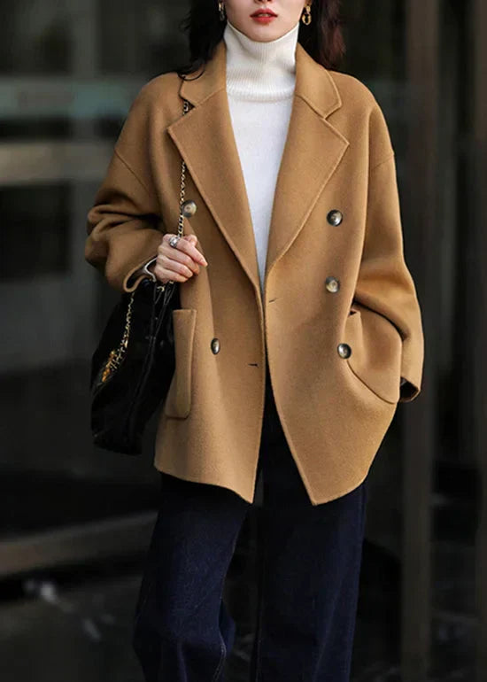 Camel Coat with Peter Pan Collar and Pockets for Fall Fashion