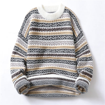 Warmth and style: the perfect sweater for cold days