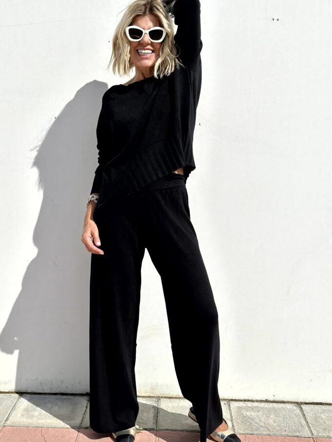 Women's Casual Sweater and Wide Leg Pants Set - Comfortable Style